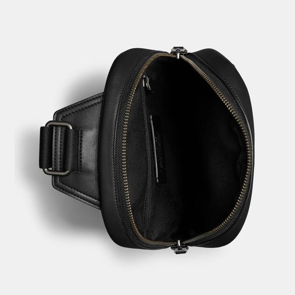 NWT Coach Outlet Graham Pack - Picture 4 of 5